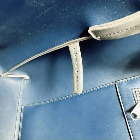 Silence + Noise Jule Oversized  Tote Bag Grey Color - Picture 11 of 16